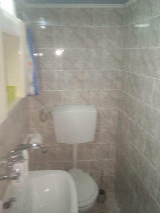 Kalapo Apartment Tseratsiá Kültér fotó